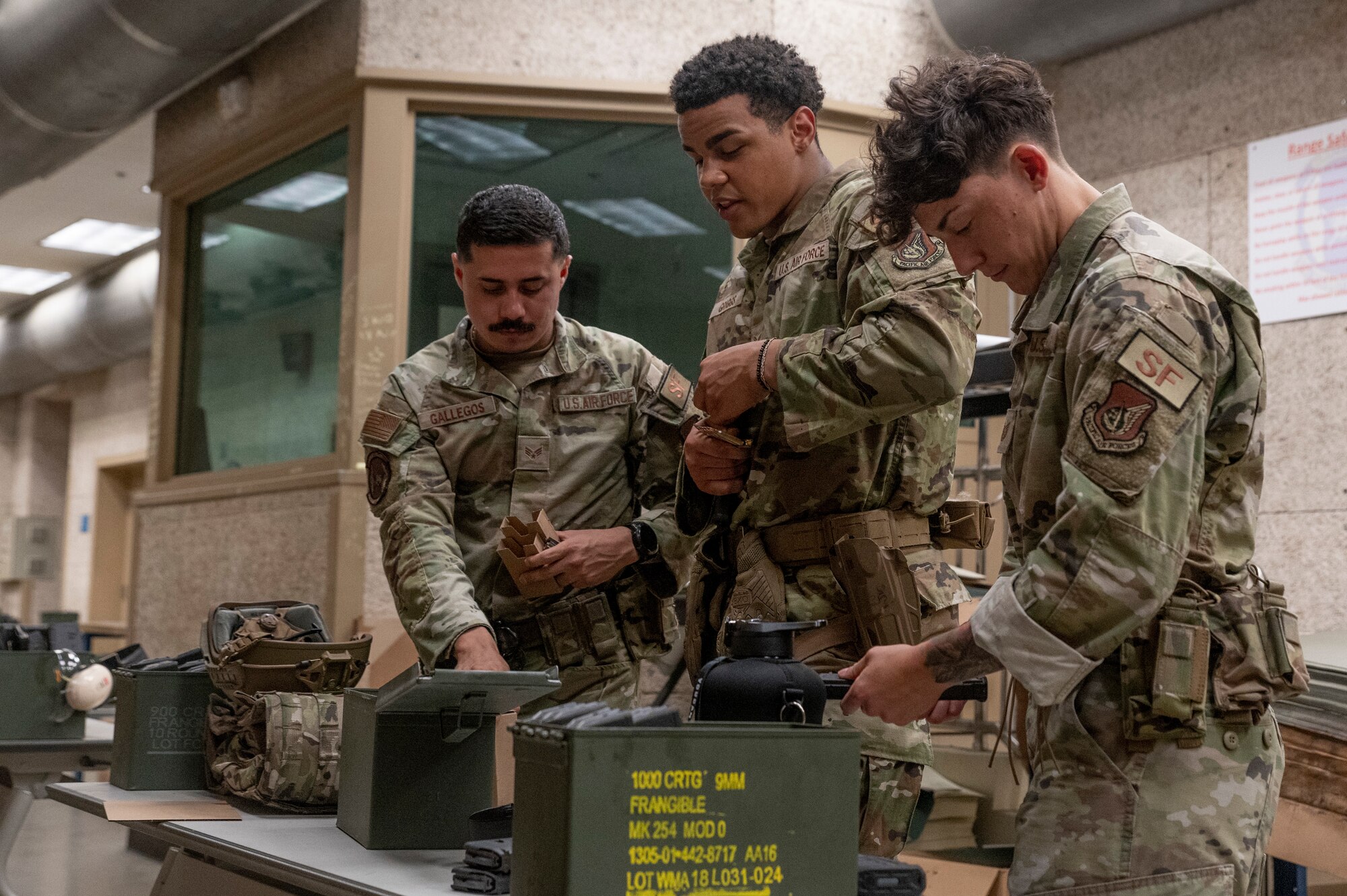 Photo of Airmen