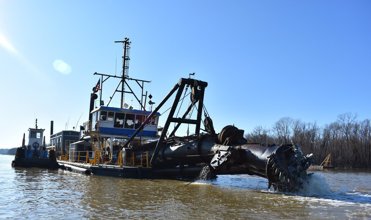 IN THE PHOTO, the Inland Dredging Company's cutterhead dredge "Integrity" works to dredge the Memphis Harbor/McKellar Lake, which was the last of 10 harbors dredged in the Memphis District during 2019. (USACE Photo / Jessica Haas)