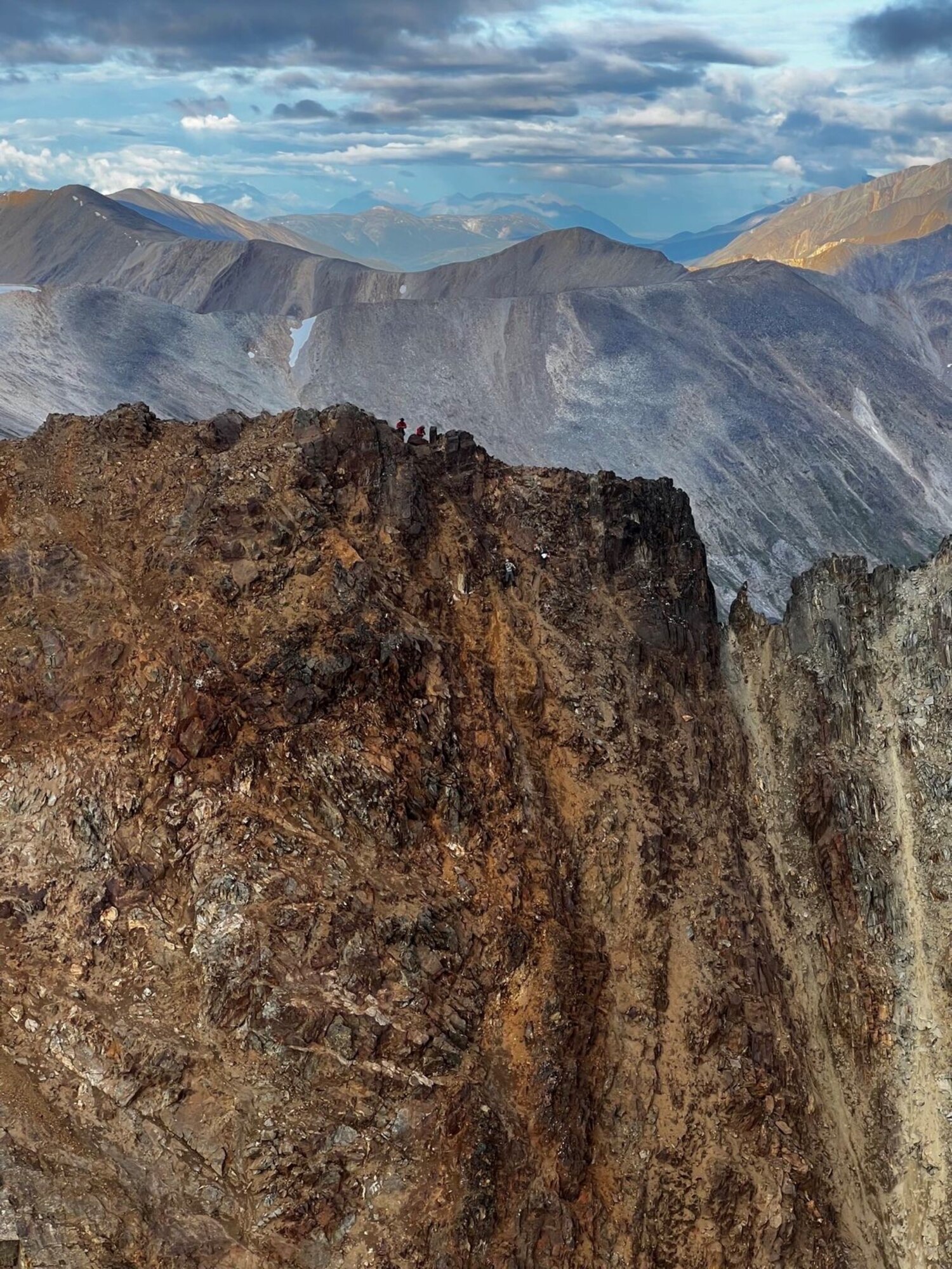 Alaska Air National Guard rescues two sheep hunters near Tonsina