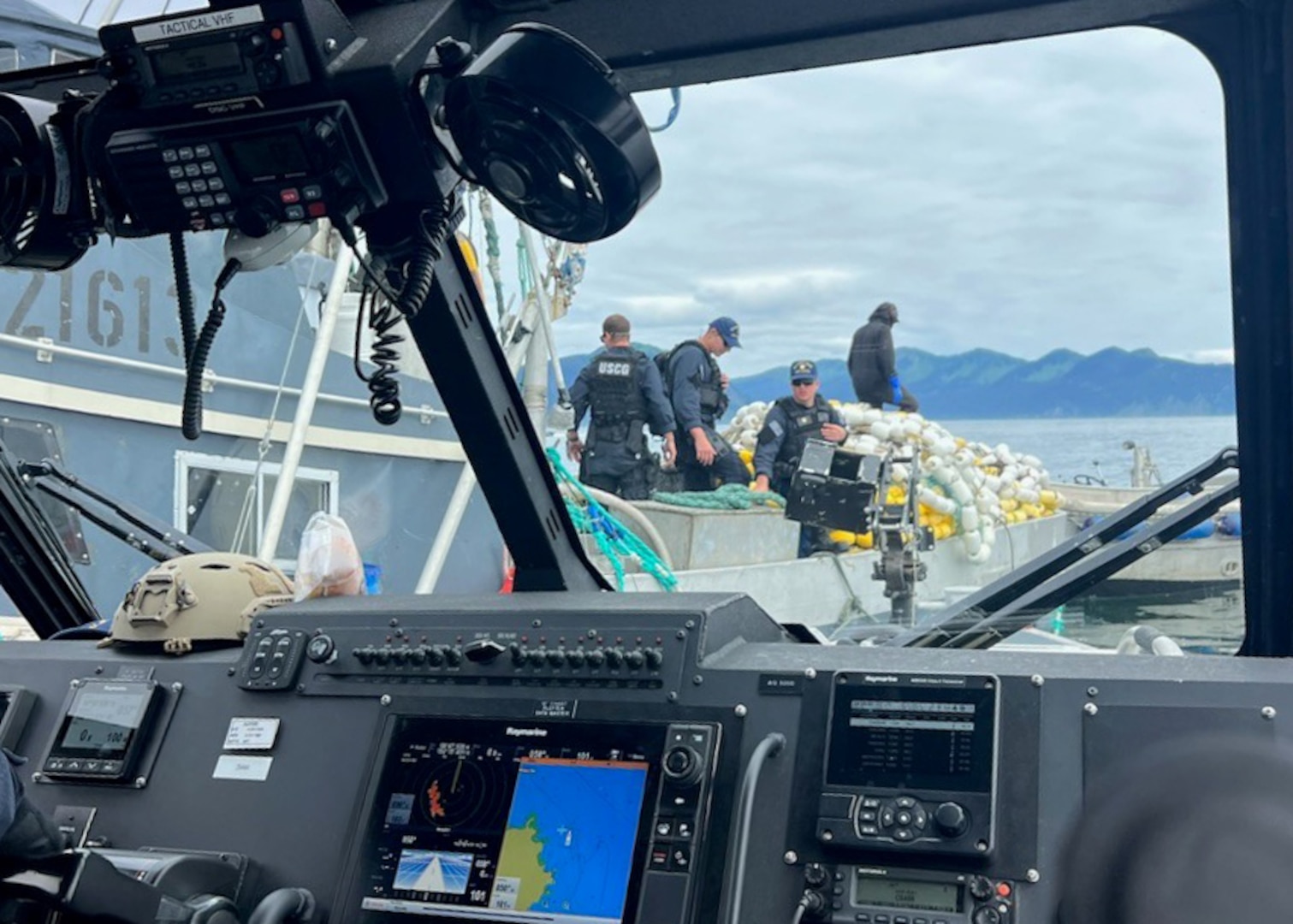 U.S. Coast Guard MSST Seattle (91109) conducts boardings in Alaska