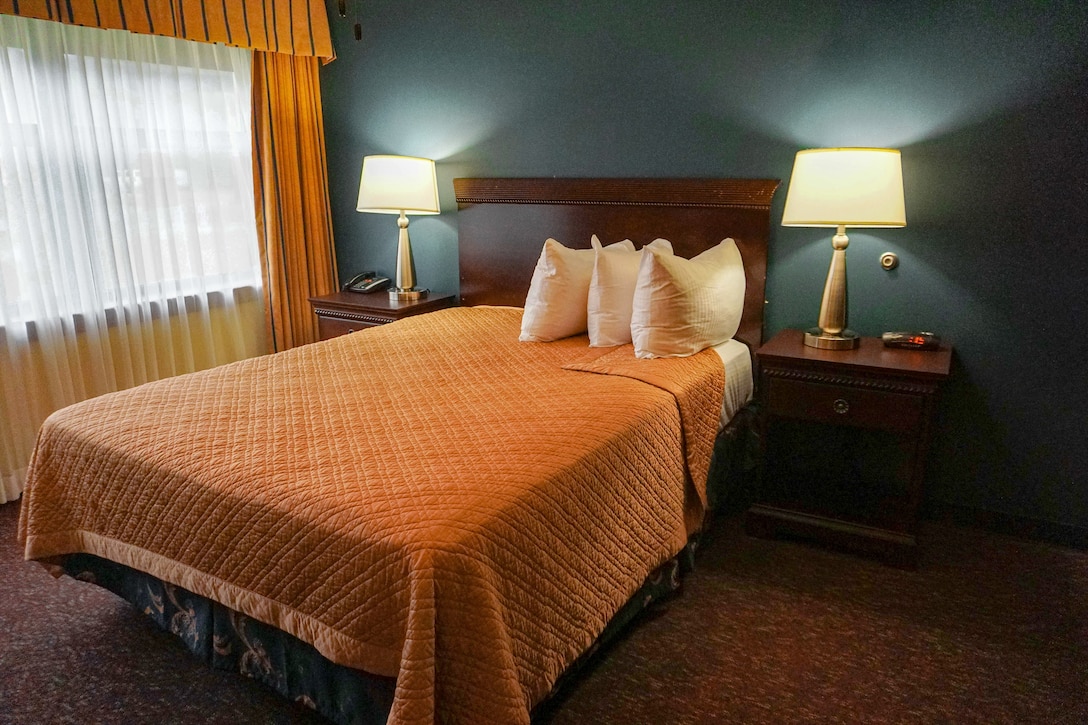 Deluxe Bed 2