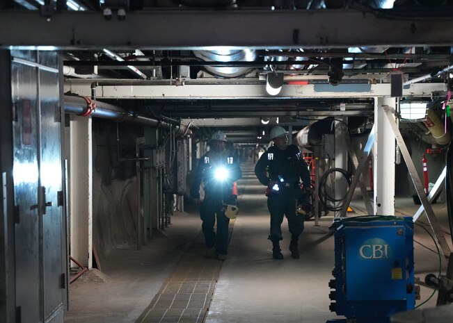 Joint Task Force-Red Hill (JTF-RH) roving security and fire watch team members respond to a simulated fire during a final exercise prior to repacking at the Red Hill Bulk Fuel Storage Facility (RHBFSF), Halawa, Hawaii, Aug. 17, 2023. JTF-RH is in phase three of its five-phase defueling plan. Personnel are focused on completing quality control tasks, training, response preparation, the National Environmental Policy Act Environmental Assessment, regulatory approvals and operational planning for all future major milestones. This extensive preparatory work will help ensure the safe and expeditious defueling of the Red Hill Bulk Fuel Storage Facility. (DoD photo by U.S. Air National Guard Tech. Sgt. Nicholas Brown)