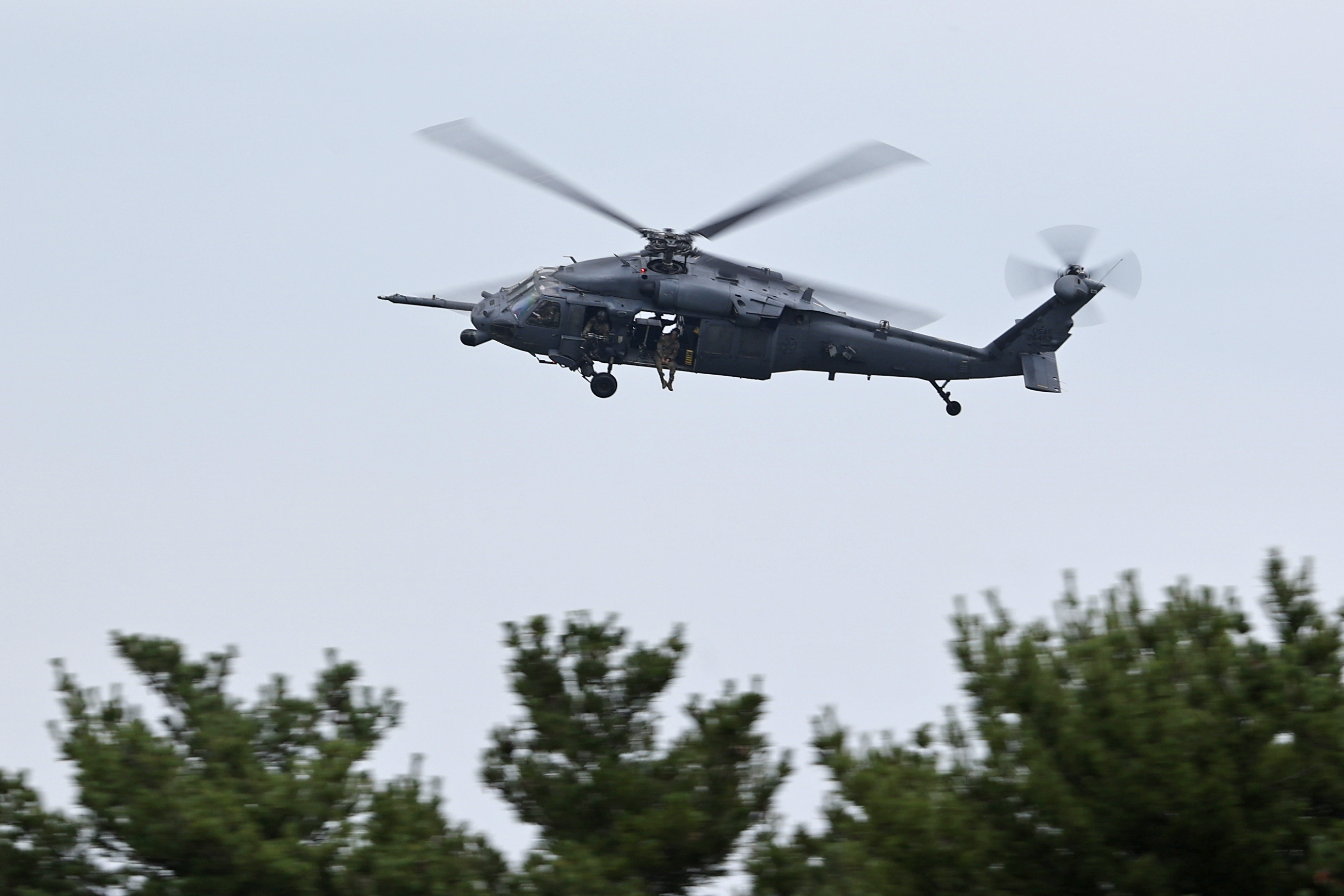 航空機・ヘリコプター No459 1/48 U.S. MH60G Pave Hawk Persian 1:100 S14 HH-60G PAVE HAWK U.S.Air Force ALASKA Rescue