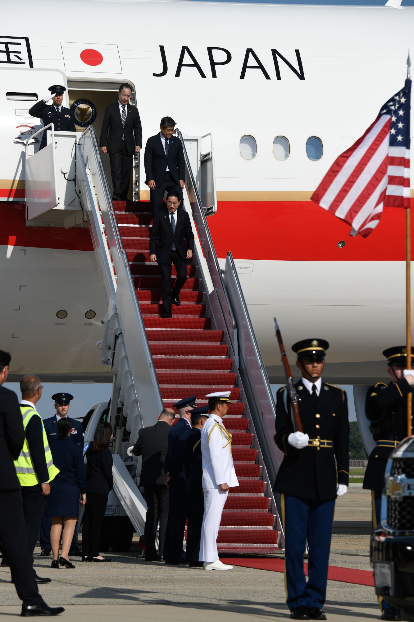 Japanese Prime Minister Fumio Kishida arrives at Joint Base Andrews, Md., Aug. 17, 2023.