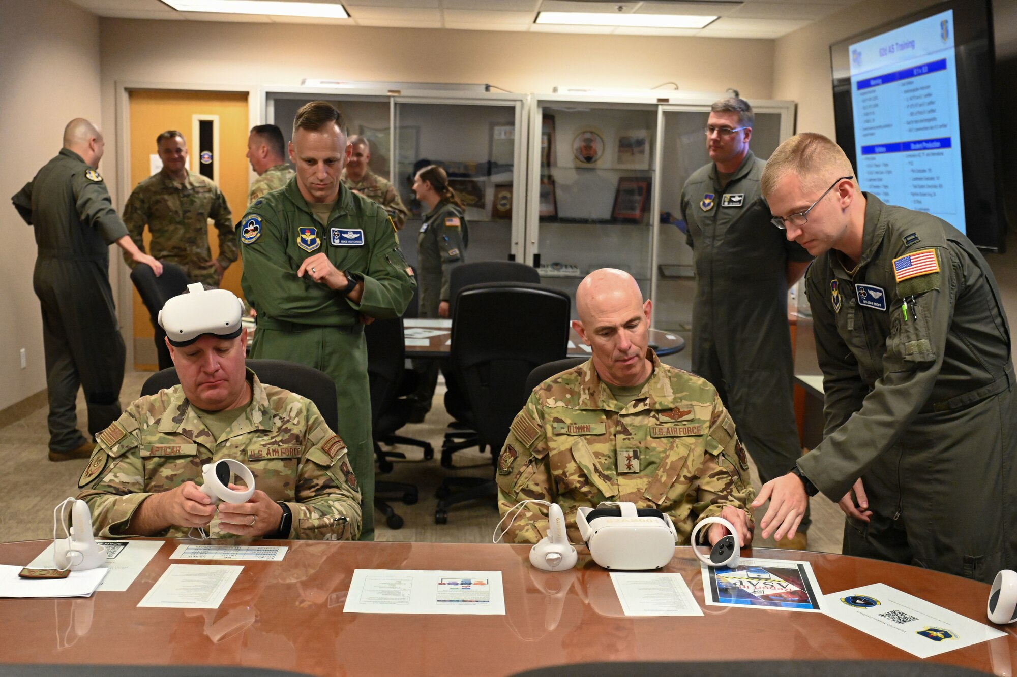 men in uniform learn about virtual reality