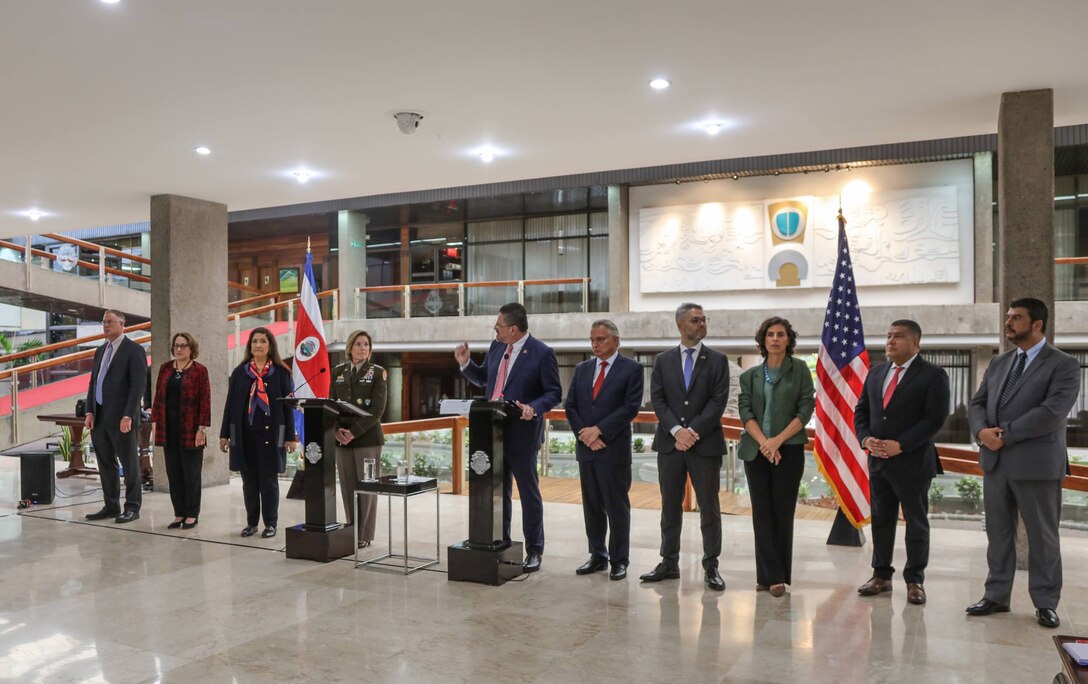 During a press conference, Costa Rican President Rodrigo Chaves and the Commander of U.S. Southern Command, Gen. Laura Richardson, announce a three-year, $9.8 million U.S. funded security assistance initiative that will strengthen Costa Rica’s cyber defense capacity.