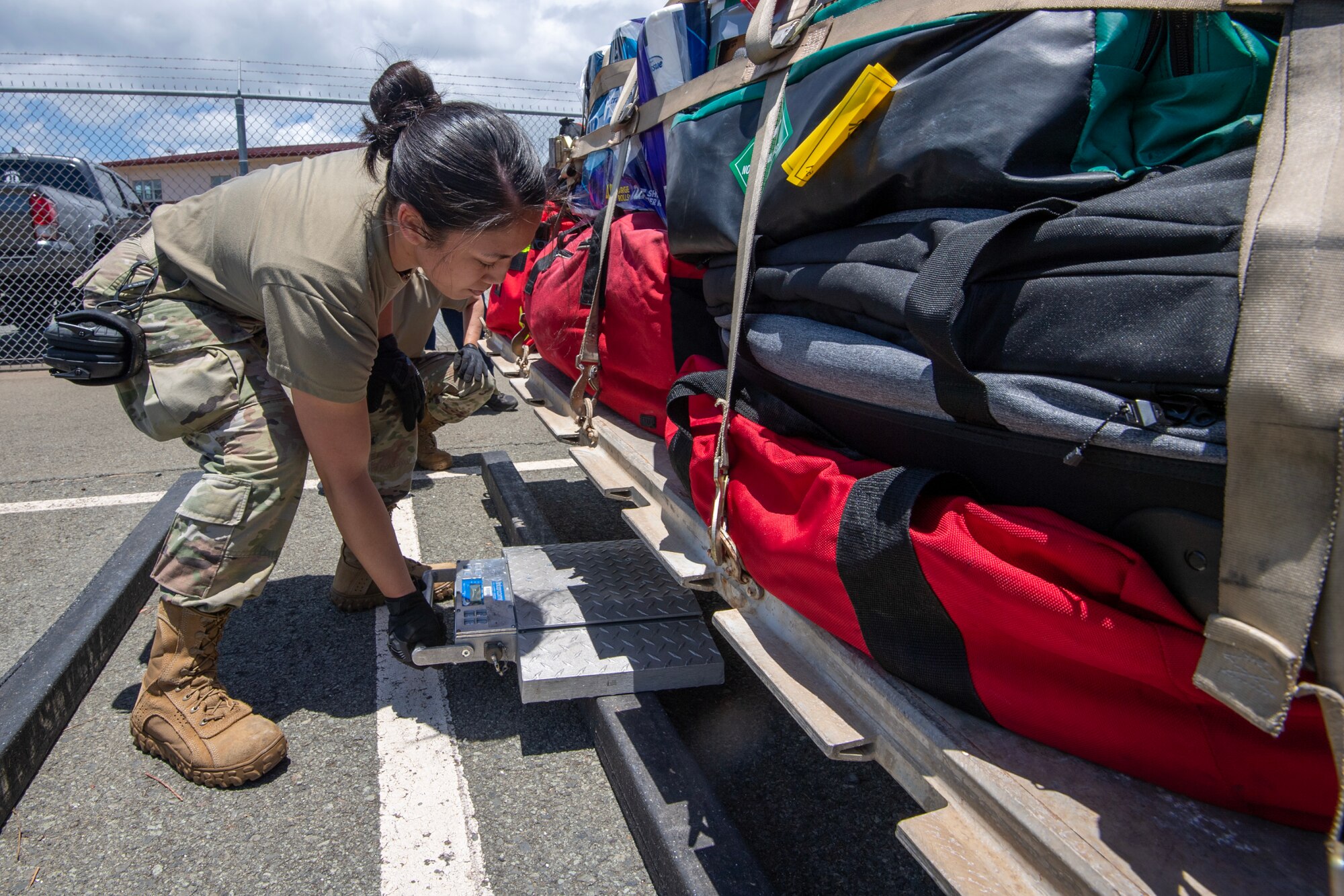 Master Sgt. Shane Costa, 48th Aerial Port Squadron assigned to the 624th Regional Support Group, performed a joint inspection on vehicles from the Honolulu Fire Department and cargo in response to the wildfires on the island of Maui, Joint Base Pearl Harbor-Hickam, Hawaii, Aug. 10, 2023.