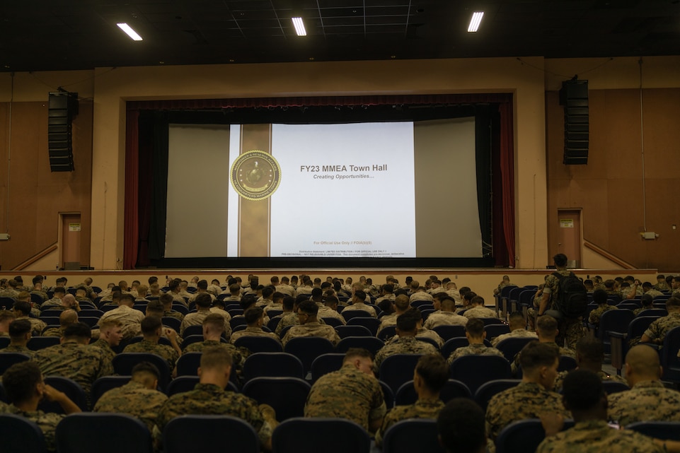 mmea-and-mmoa-command-visits-the-combat-center-2023-marine-corps-air