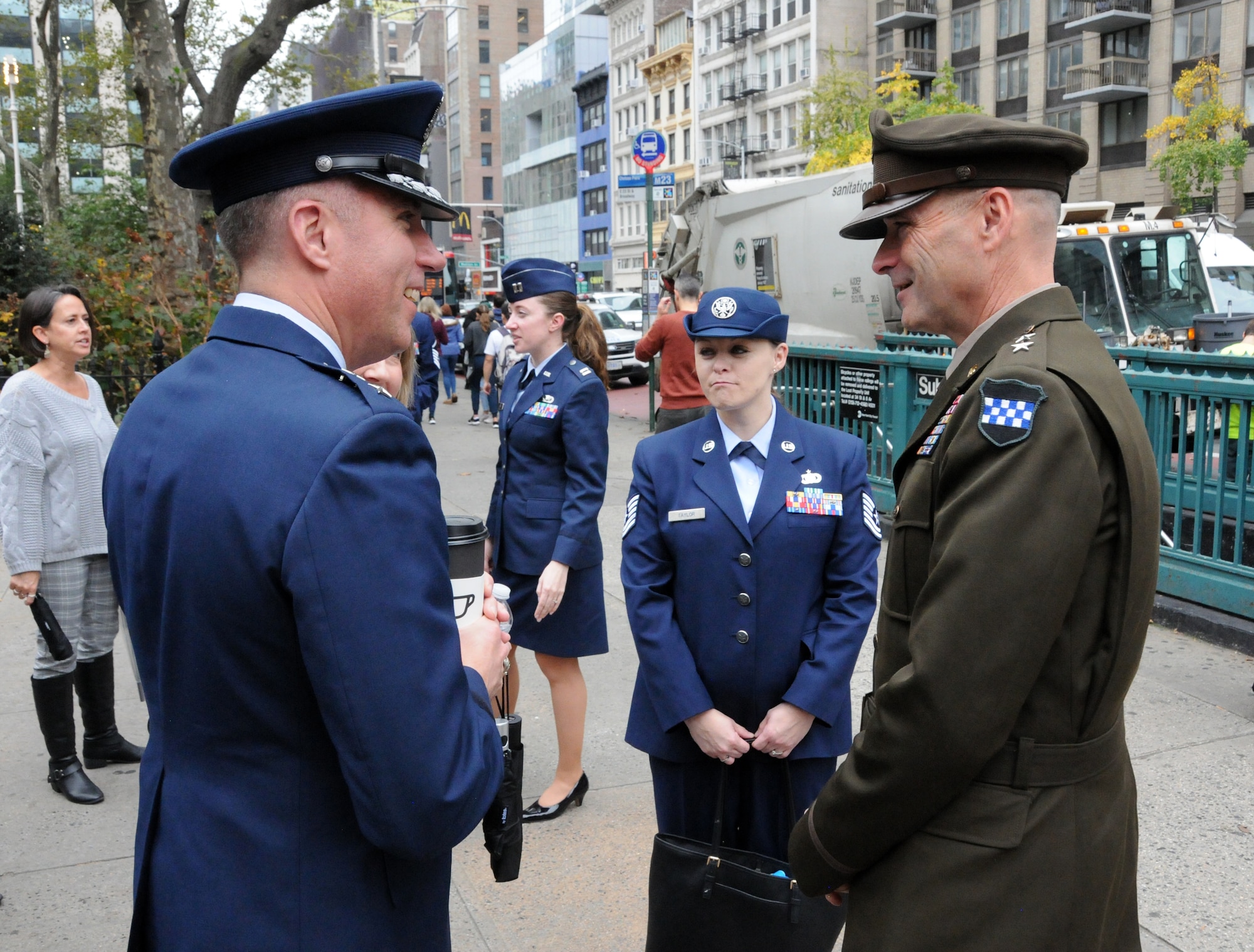 Two military generals discover shared upbringing in tiny Midwestern town