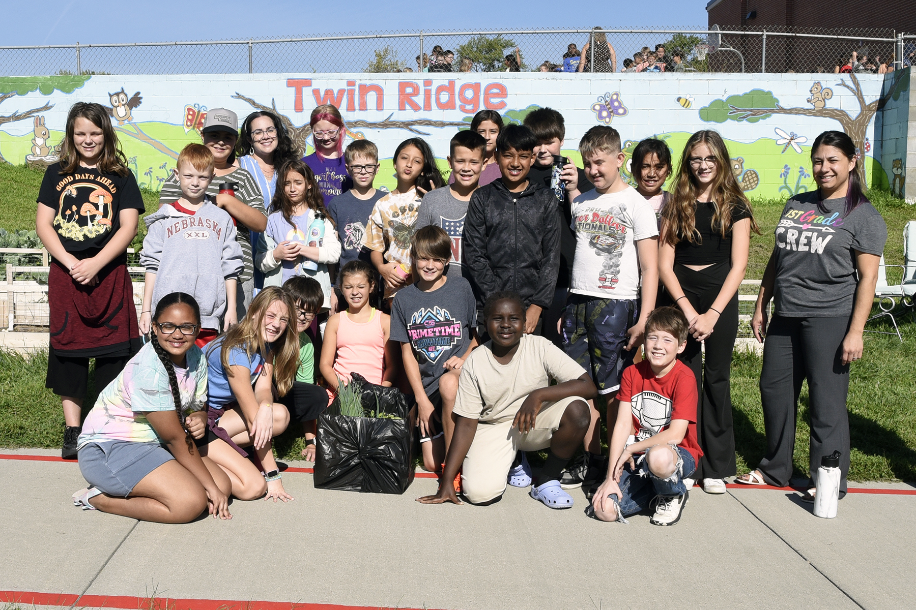 Bellevue school shares STEM garden harvest with Offutt Airman’s Attic