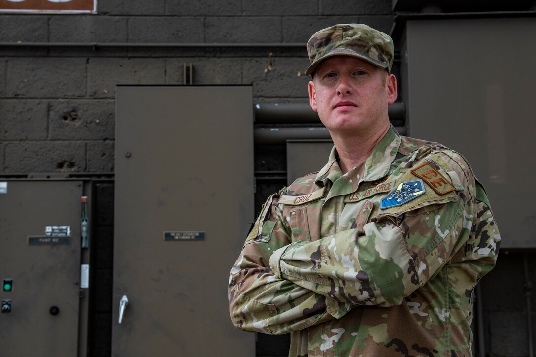 photo of Senior Master Sgt. Cruz