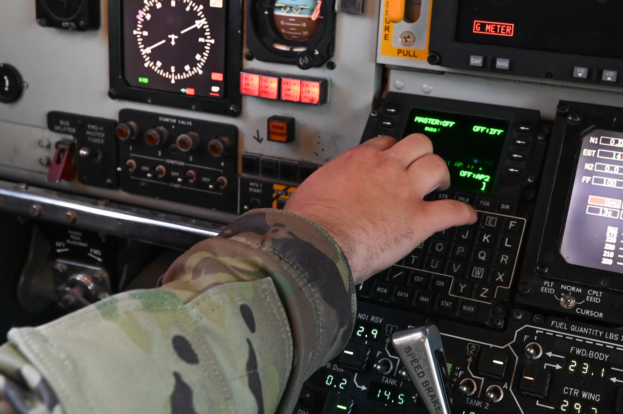 Flight deck controls