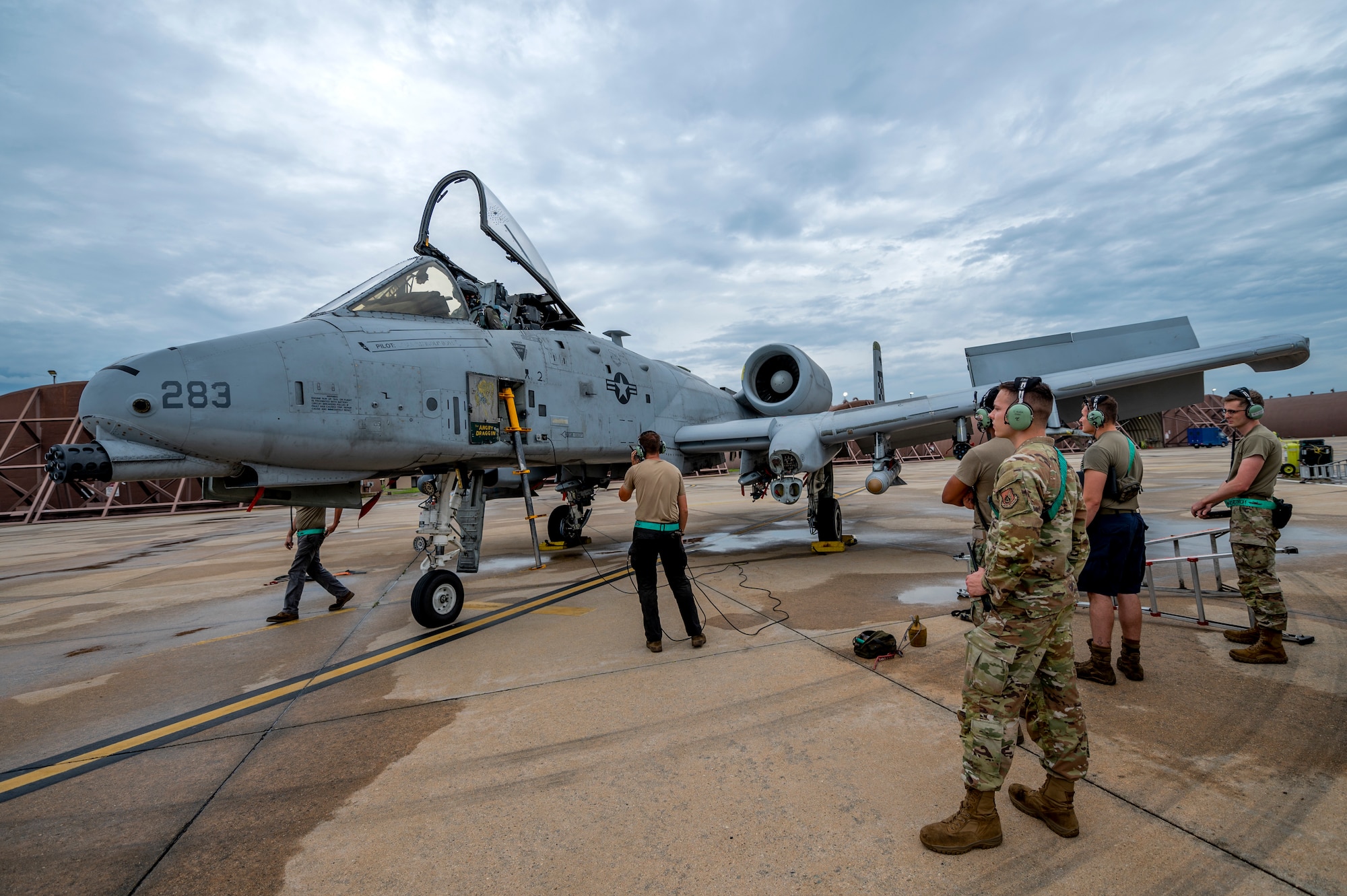 U.S. Air Force Airmen assigned to the 25th Fighter Generation Squadron perform routine checks on an A-10 Thunderbolt II at Osan Air Base, Republic of Korea, Aug. 28, 2023.