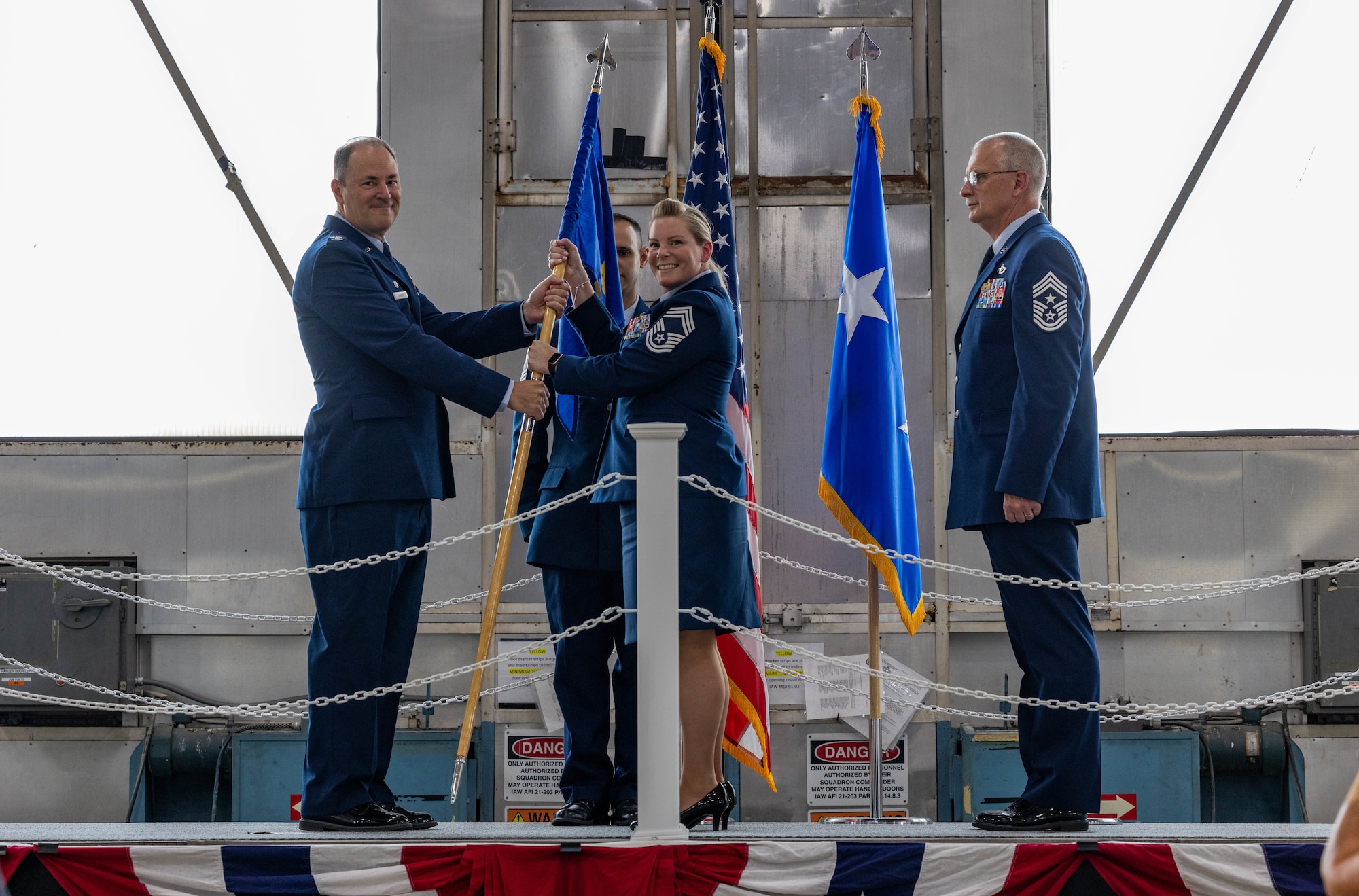 09AW welcomes new command chief