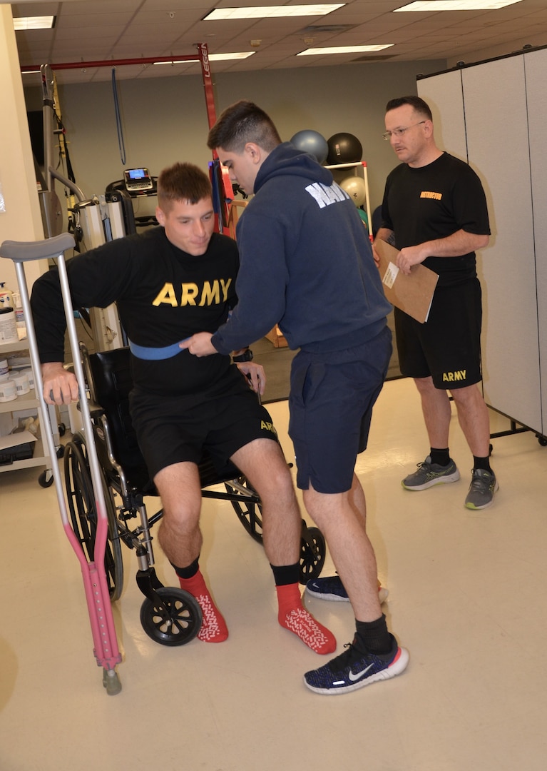 METC Physical Therapy Technician students conduct hands-on training