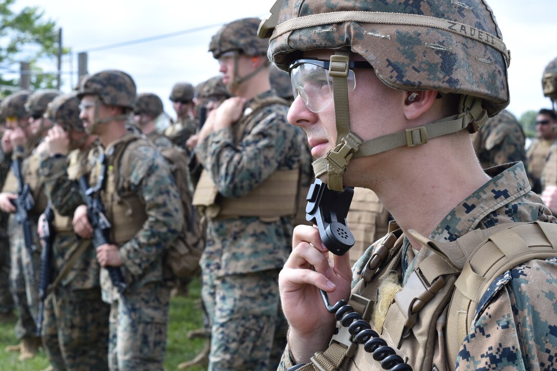4th Marine Division Communication Marines conduct joint MEDEVAC training with Indiana National Guard