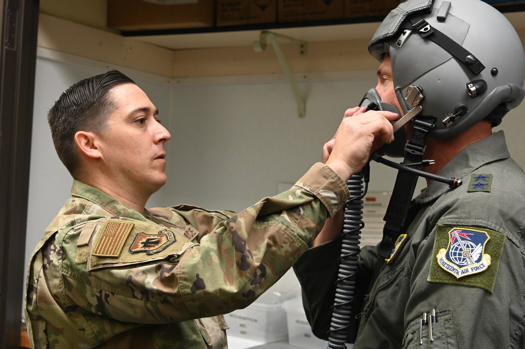 adjusting mask