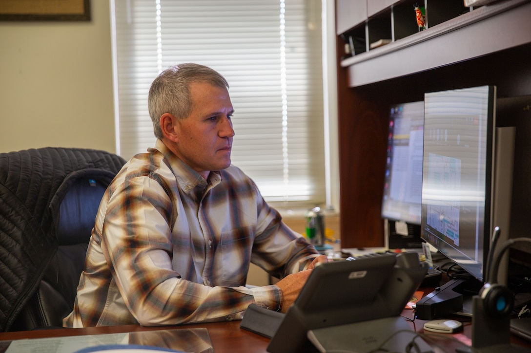 Chris Coleman, U.S. Army Corps of Engineers, Mobile District CIO/G6 Director of Operations, engages with an internet modernization team in a virtual meeting, Nov. 28, 2023, in Mobile, Alabama. CIO/G6 is responsible for managing an organization's technological infrastructure. It includes maintaining servers, networks, and hardware components to ensure they operate optimally, meeting users' needs across various units in USACE. (U.S. Army photo by Christopher Carranza)