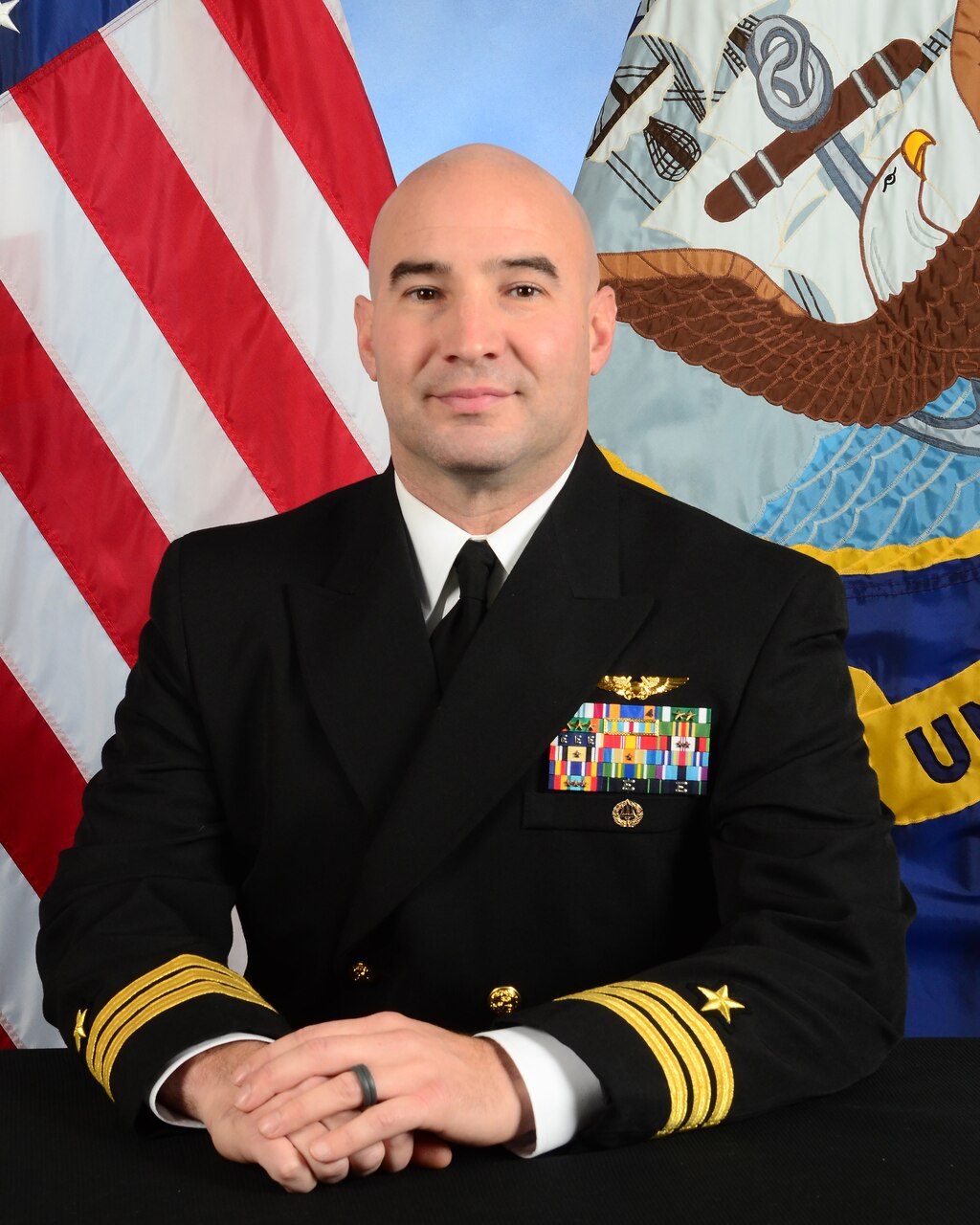xo > Commander, Navy Region Southeast > Bio Detail
