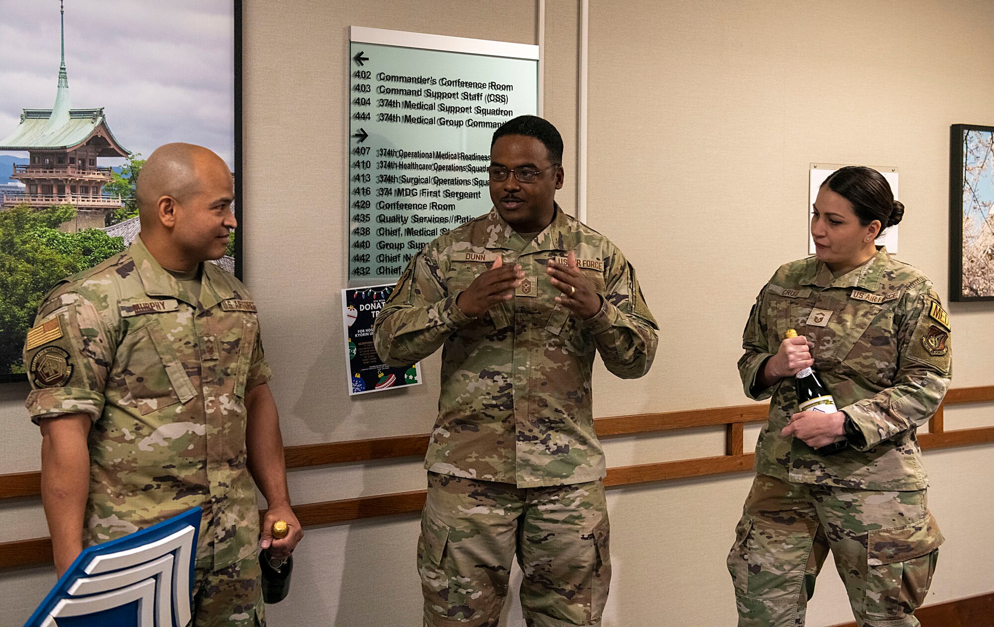 A U.S. Air Force command chief master sergeant speaks to Airmen