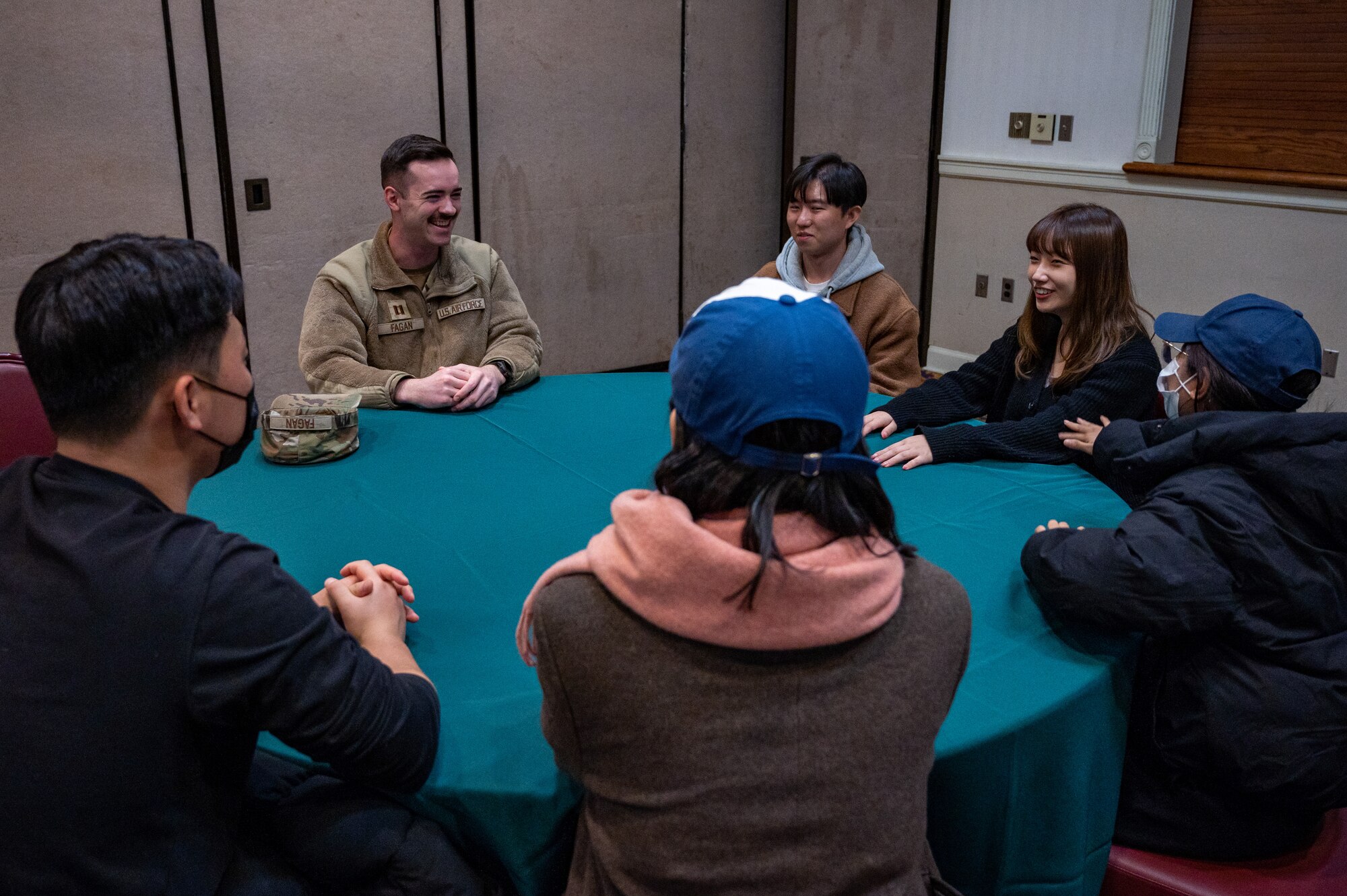 Capt. Jeremy Fagan speaks to a group of Kunsan National University students.