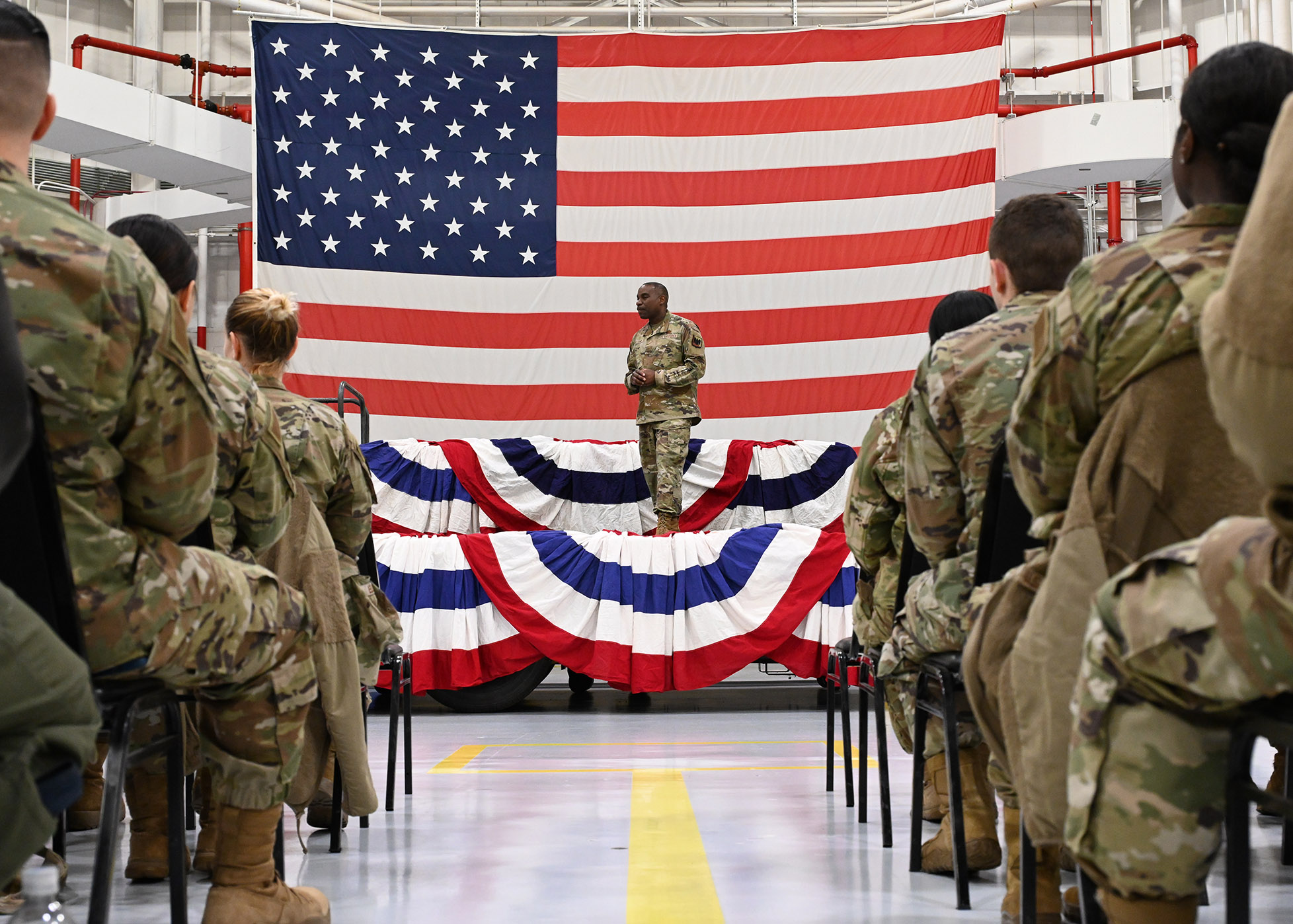 Air National Guard Command Chief Visits 105th Airlift Wing > 105th