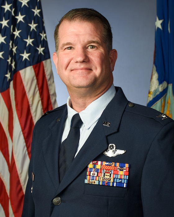 U.S. Air Force Col. Brian L. Leiter poses for an official photo. (U.S. Air Force photo by Master Sgt. Bob Jennings)