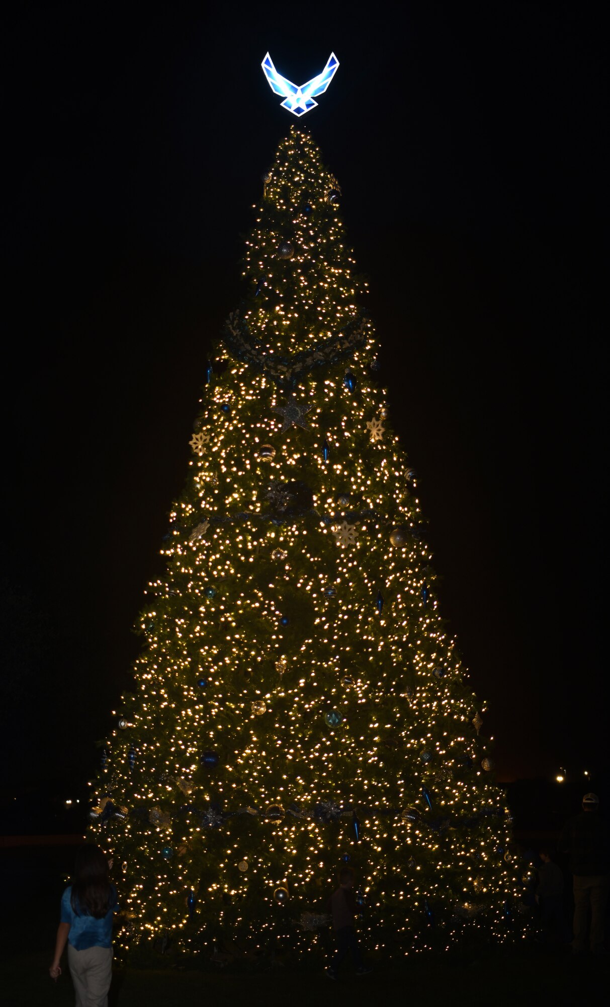JBSA-Lackland holiday tree lighting