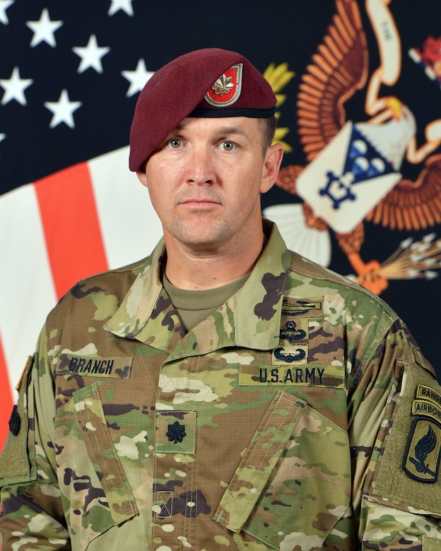 1-503RD COMMANDER > 173rd Airborne Brigade > Leadership