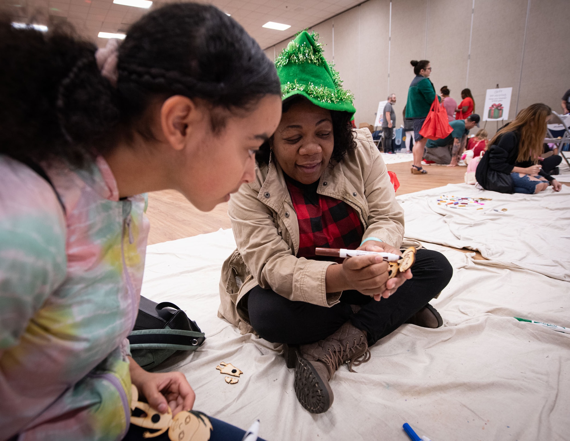 NIWC Atlantic hosts Holiday STEM Shop 2023 at Berkeley Middle School in Moncks Corner, SC on December 2, 2023.  Students use STEM to make Holiday gifts for their family.