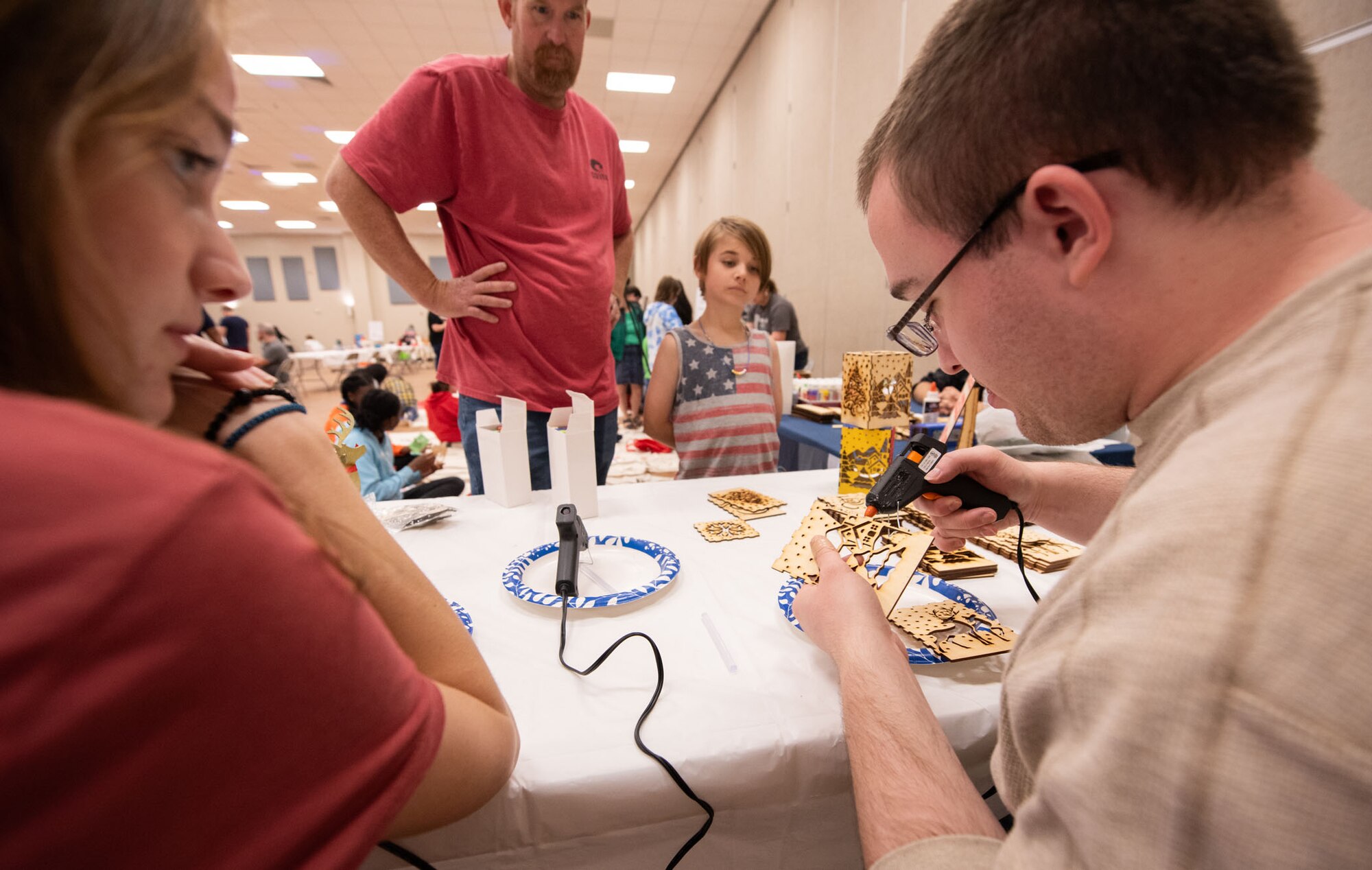 NIWC Atlantic hosts Holiday STEM Shop 2023 at Berkeley Middle School in Moncks Corner, SC on December 2, 2023.  Students use STEM to make Holiday gifts for their family.