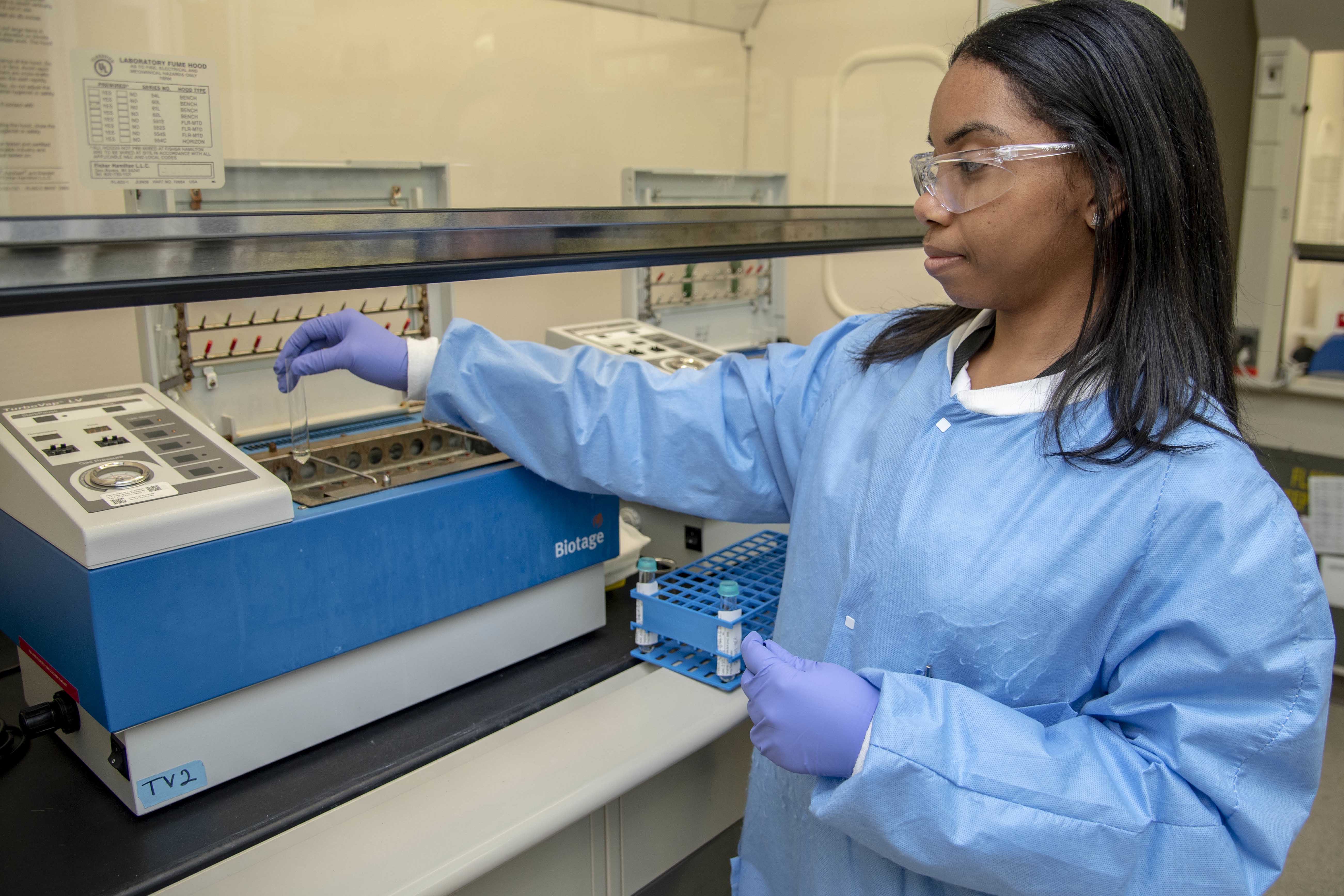 Death Probes, Drug Testing & More Get to Know DOD's Crime Lab > U.S