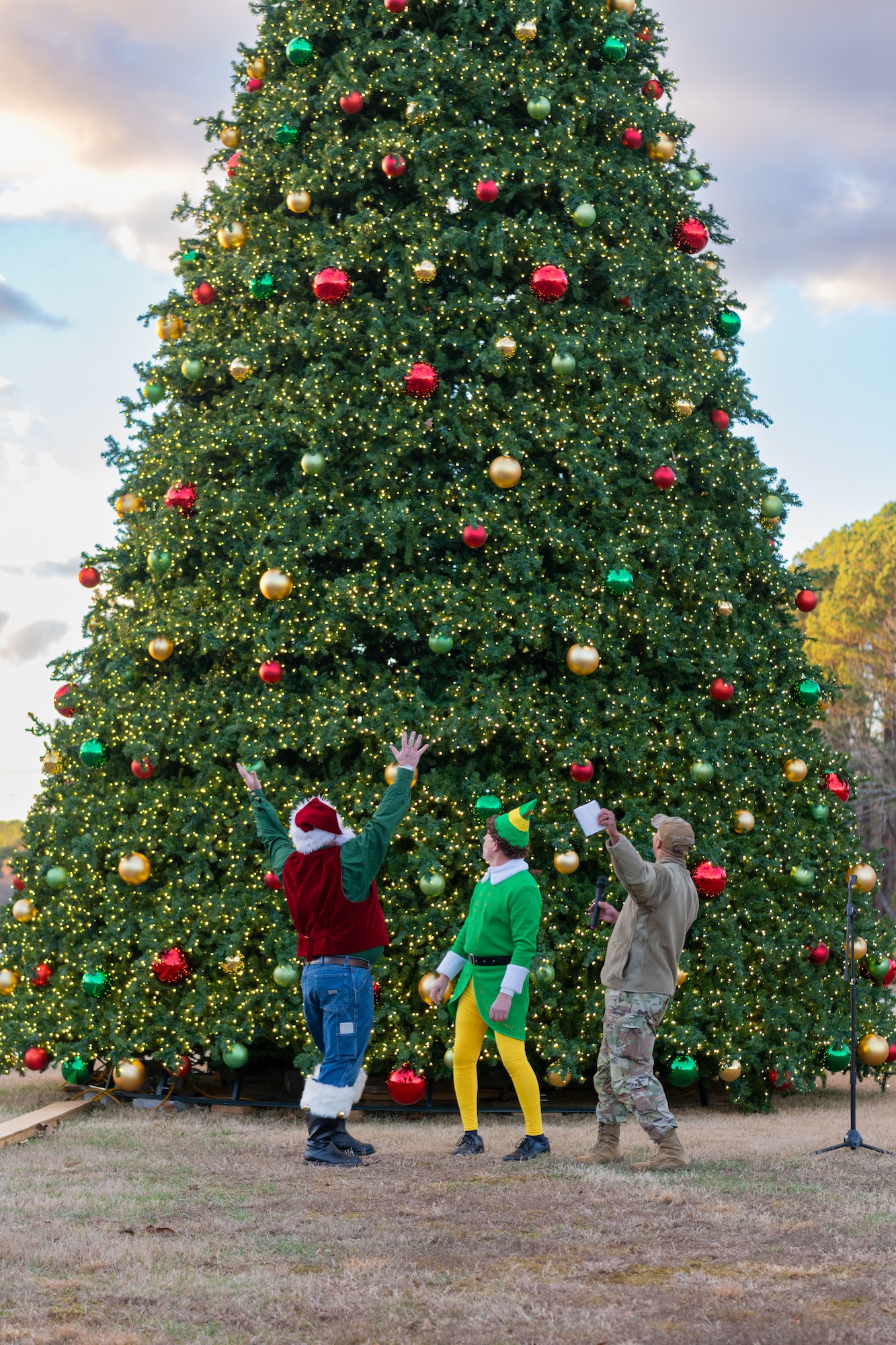 The Christmas tree at Arnold Air Force Base, Tenn., is lit during a lighting ceremony Dec. 4, 2023. The tree measures 40 feet tall and 22 feet wide. It is decorated with approximately 300 ball ornaments and is topped with a 5-foot 3D five-point star. (U.S. Air Force photo by Keith Thornburgh)