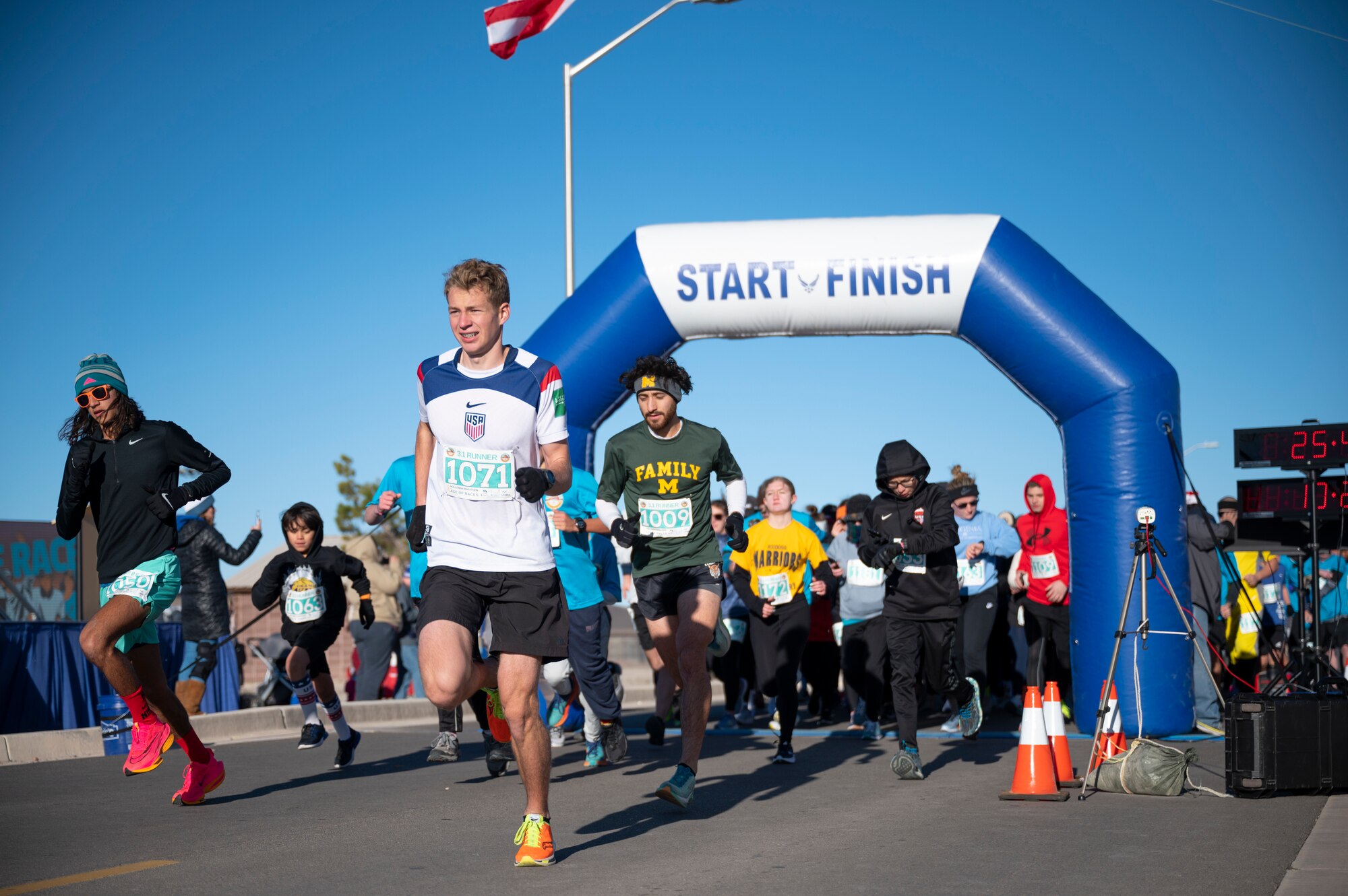 Holloman hosts inaugural Ace of Races marathon