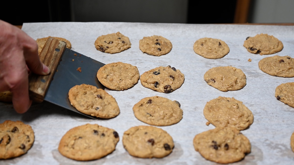 San Angelo community members bake cookies to hand out at the annual Cookie Caper at Goodfellow Air Force Base, Dec. 4, 2023. The San Angelo Chamber of Commerce and local businesses have teamed up annually since 2016 with the 17th Training Wing to bake and deliver cookies every December for students and junior military members. (U.S. Air Force photo by Airman 1st Class Zach Heimbuch)