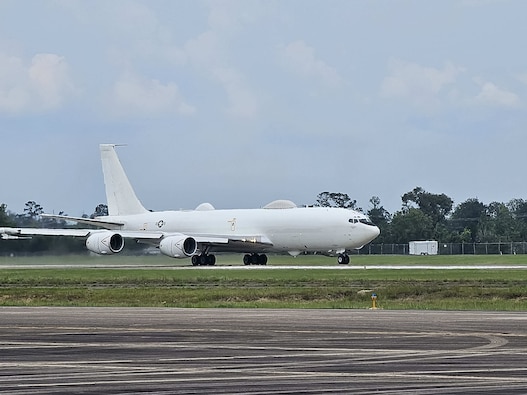 The Navy this summer accepted the first Block II E-6B Mercury upgraded entirely by Northrop Grumman Corp., an initiative that is slashing modification times thanks to practices implemented by the Airborne Strategic Command, Control and Communications Program Office. 