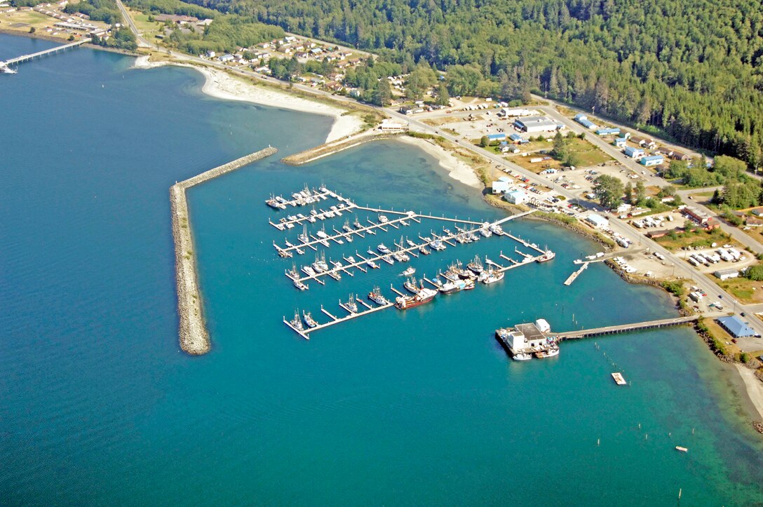 Photo of the Neah Bay marina from an elevation