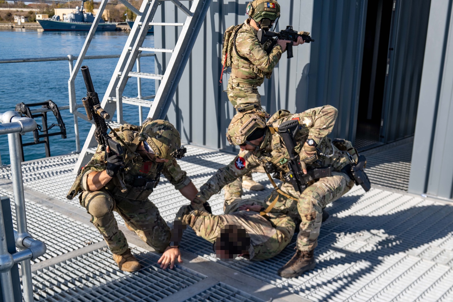 NSW Conducts Maritime Training with Romanian Special Operations Forces