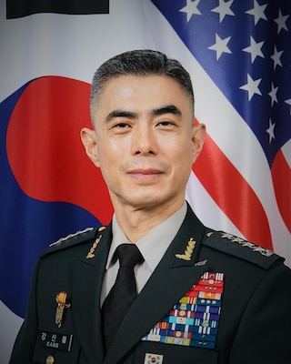Gen. Kang, Shin Chul, CFC Deputy Commander