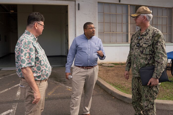 National Nuclear Security Administration (NNSA) Principal Deputy Administrator Frank Rose, center, accompanied by the Department of Energy/NNSA Liaison to U.S. Indo-Pacific Command, toured Pearl Harbor Naval Shipyard