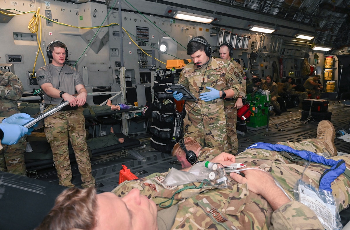 people prepare for training