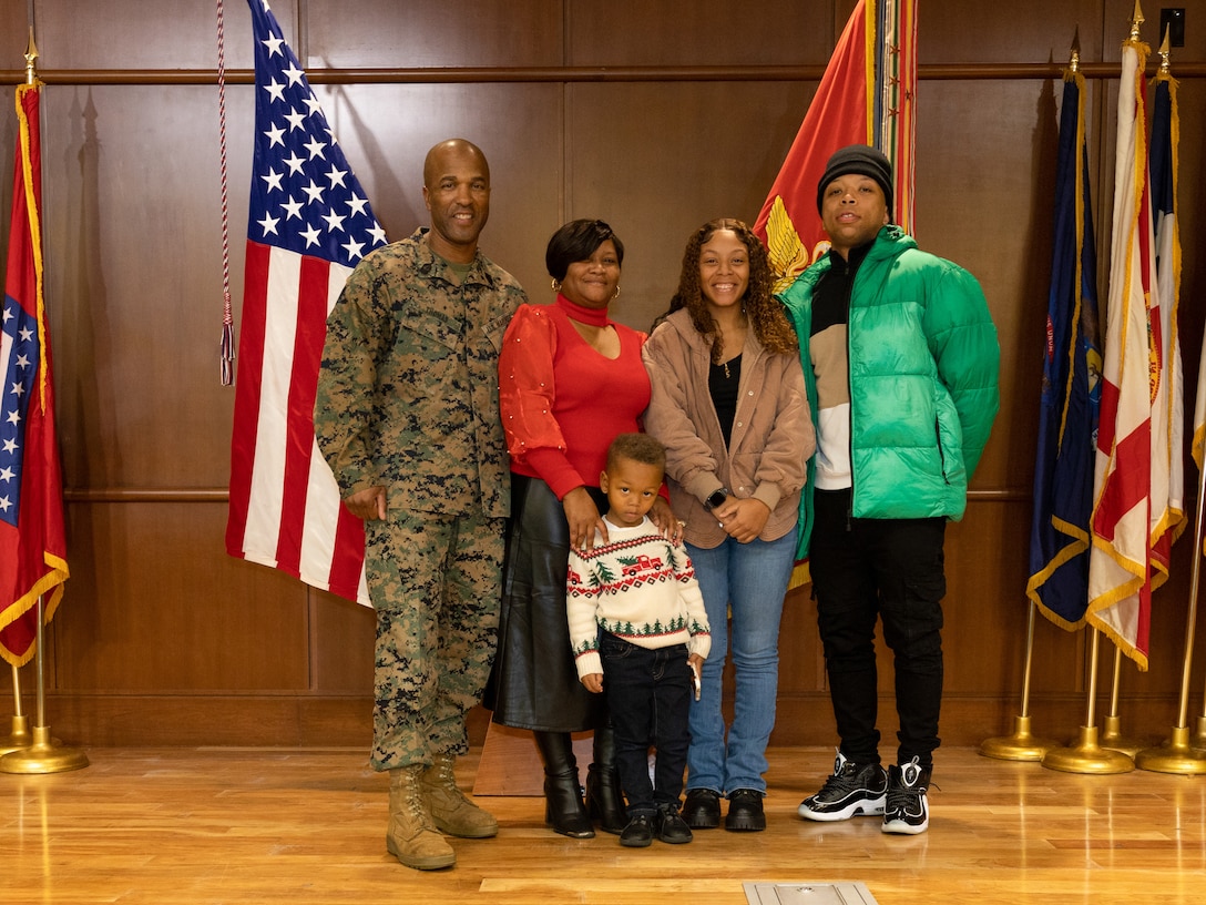 4th Marine Logistics Group hosts sergeant major relief and appointment ceremony