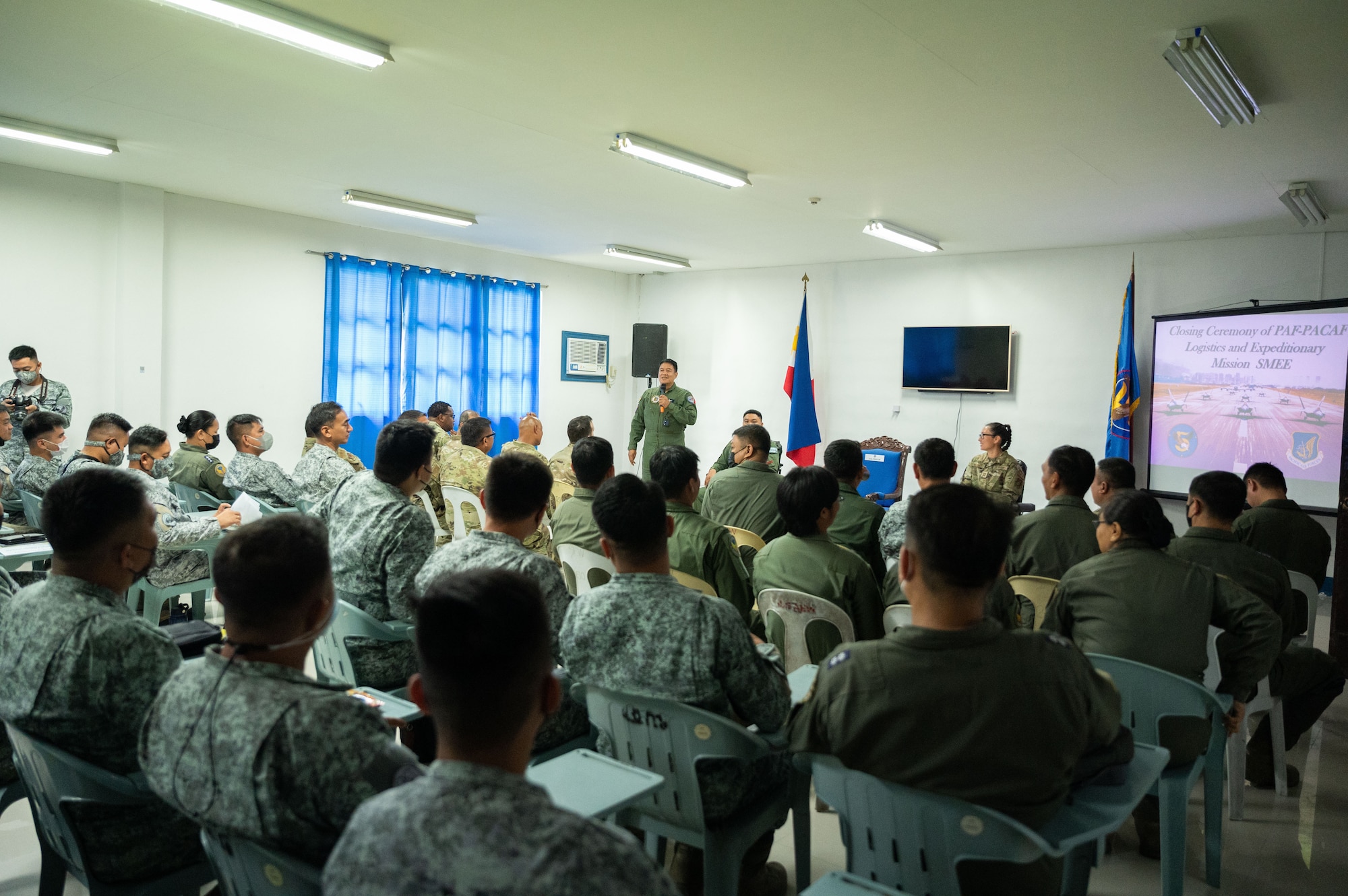 Pacific Air Forces Airmen conduct information exchange in Philippines