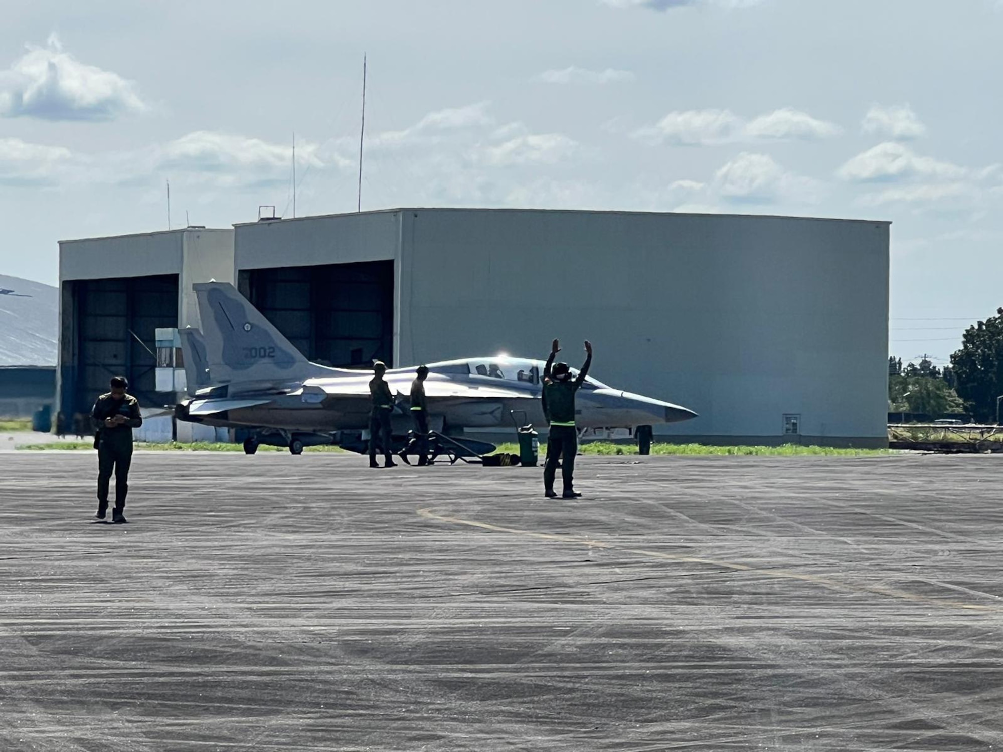 Pacific Air Forces Airmen conduct information exchange in Philippines