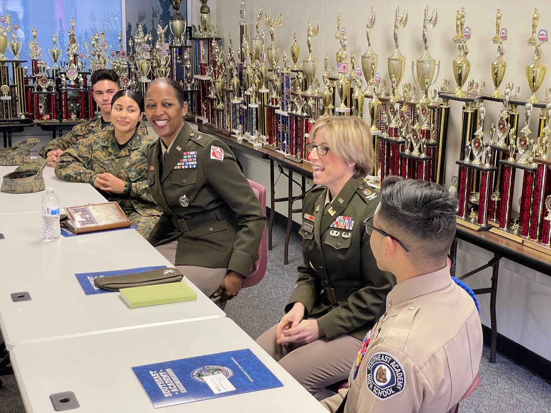 Col. Julie Balten, U.S. Army Corps of Engineers Los Angeles District commander, second from right, joins Brig. Gen. Antoinette Gant, the Corps’ South Pacific Division commander, in speaking with students at Southeast Academy High School Jan. 13 in Norwalk, California. Balten was one of three district commanders Gant accompanied to meet with students and discuss opportunities for service to the nation through military and civilian careers with the U.S. Army Corps of Engineers.