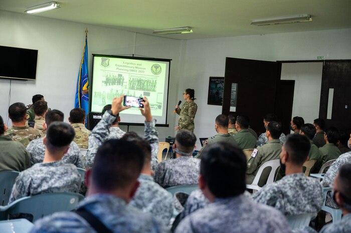 Pacific Air Forces Airmen conduct information exchange in Philippines