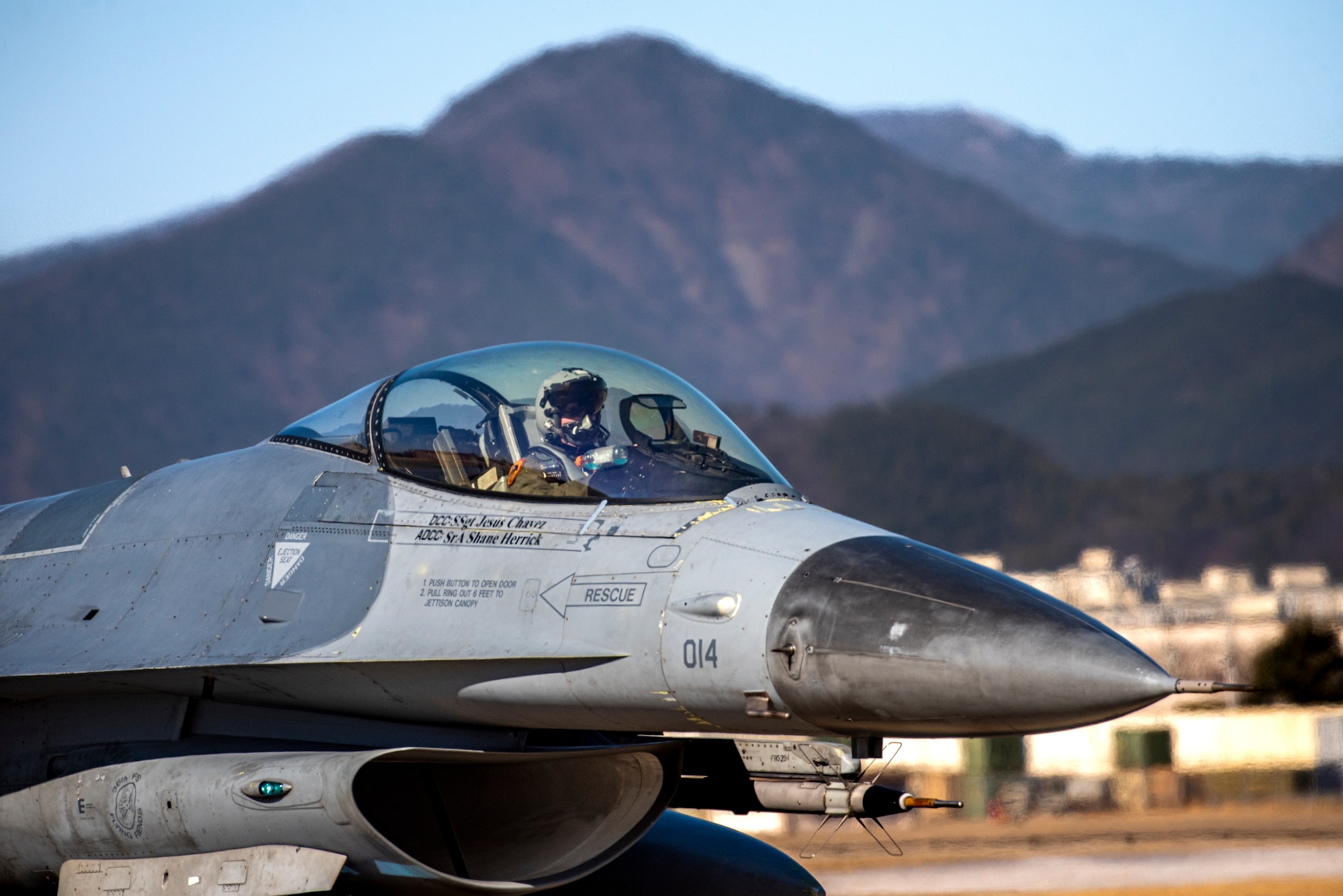 A U.S. Air Force F-16 Fighting Falcon, 36th Fighter Squadron, taxis on the runway after landing during a training event at Daegu Air Base, Republic of Korea, Jan. 30, 2023.