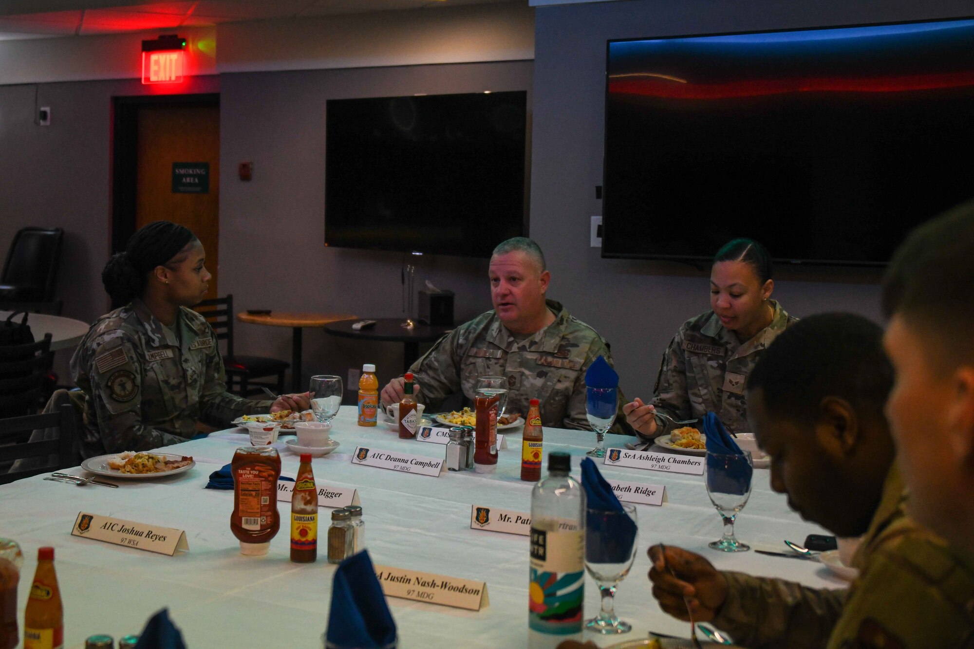 Chief Master Sgt. Justin Apticar, 19th Air Force command chief, speaks with enlisted Airmen at a breakfast hosted at Club Altus at Altus Air Force Base, Oklahoma, Jan. 27, 2023. Apticar listened as Airmen shared their perspective and experiences about the Air Force and AAFB. (U.S. Air Force photo by Airman 1st Class Kari Degraffenreed)