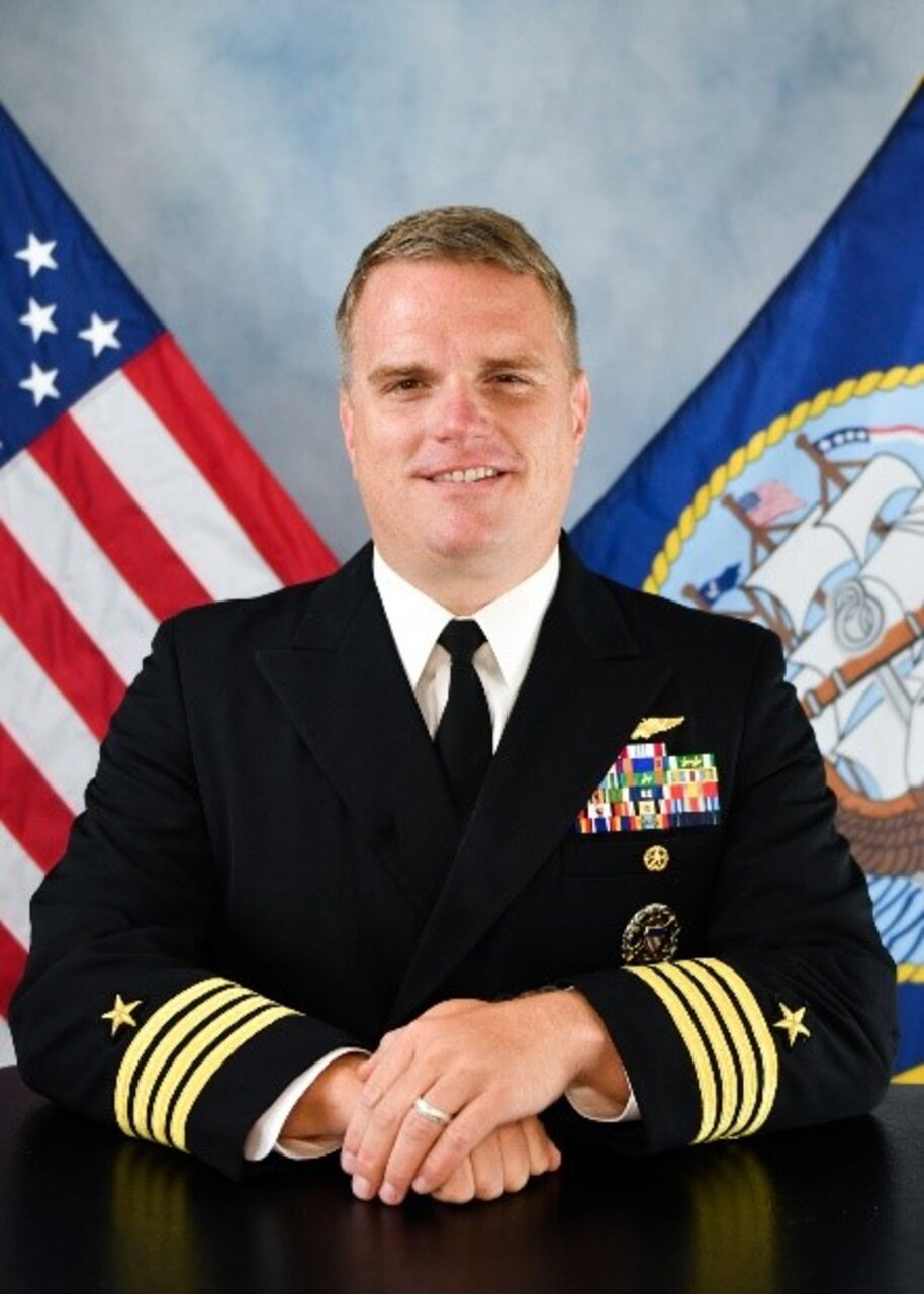 XO > Commander, Navy Region MidAtlantic > Bio Detail