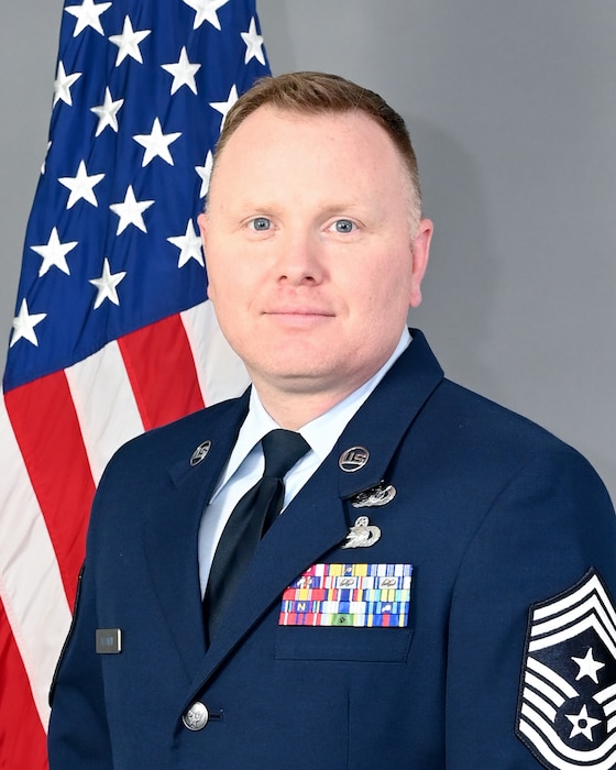 Official portrait of CMSgt Wiseman